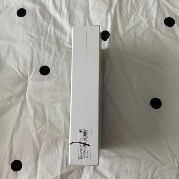 iPhone X/XS Reflective Case & Portable Charger Set - Picture 4 of 4